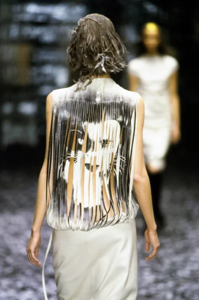 Look 11